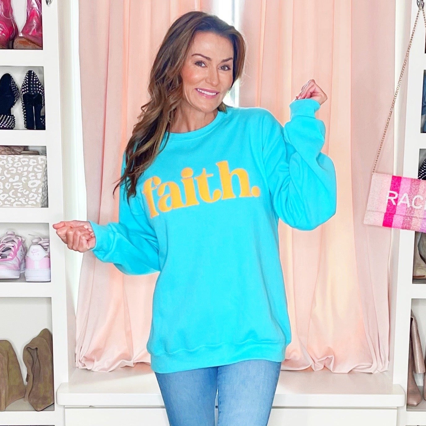 Puff Neon faith. Sweatshirt