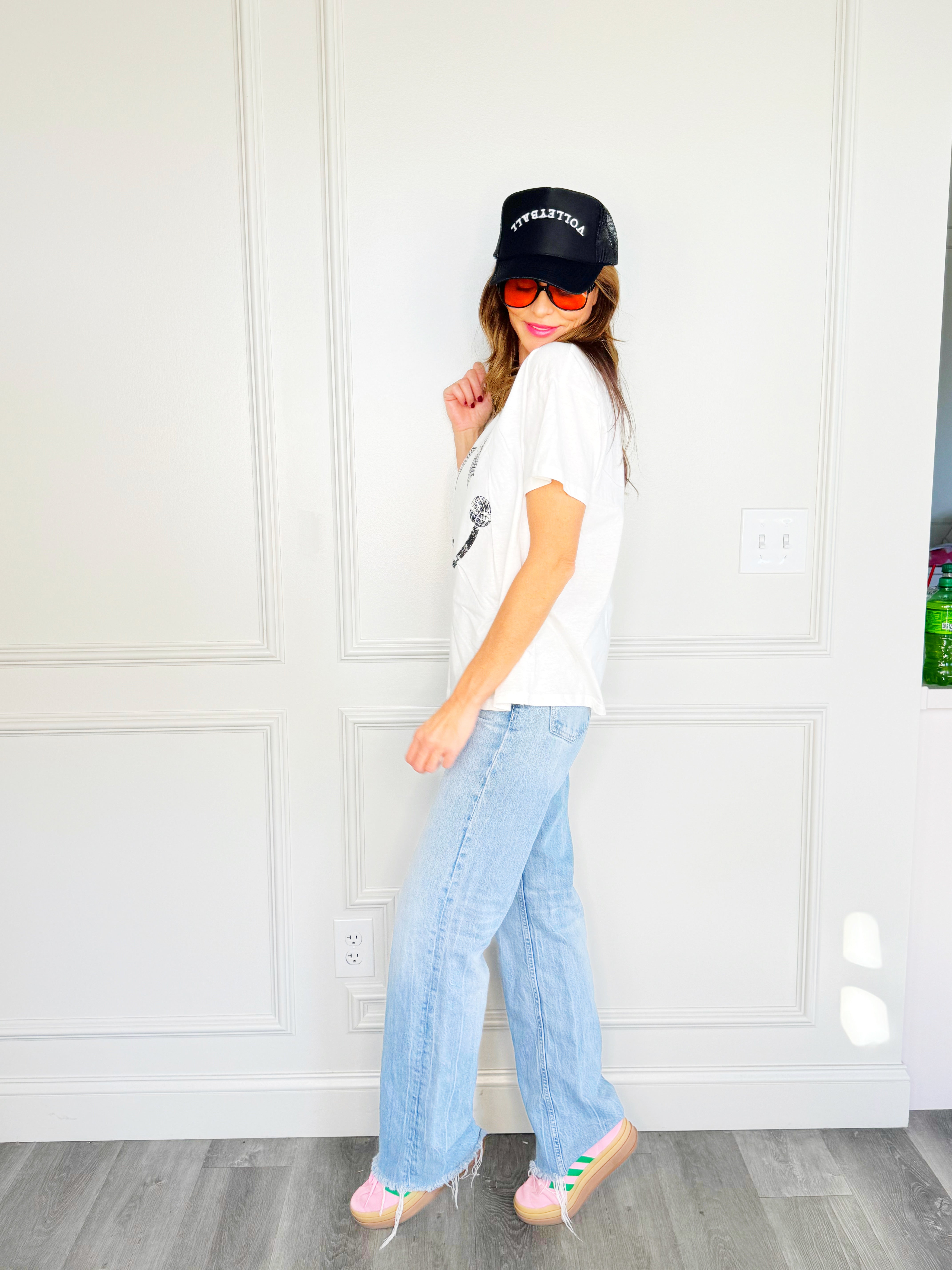 Volleyball Smiley Poppy & Pine Tee