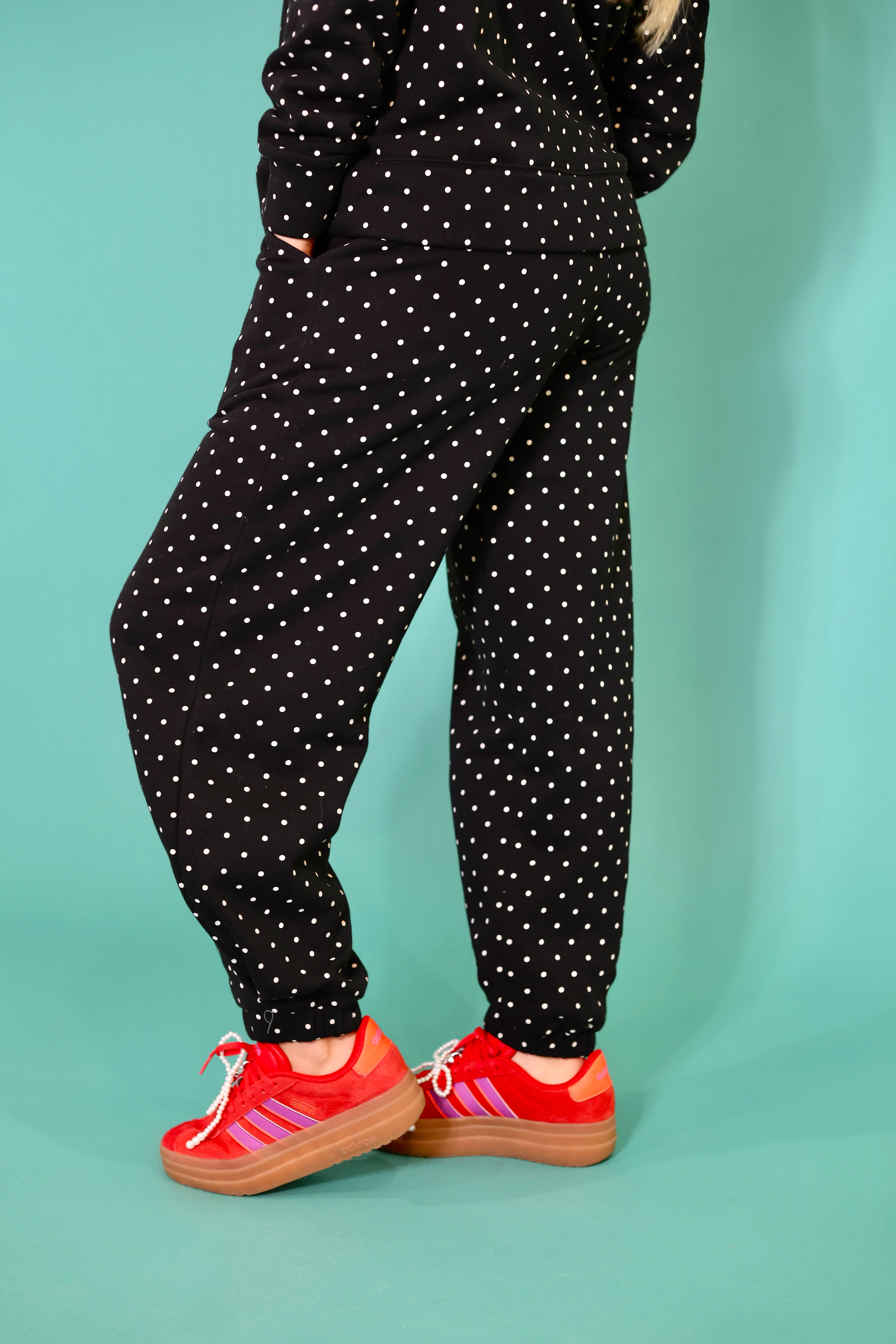 Black Ivory Polka Dot Sweatsuit Set Size Pack - Hoodie & Sweatpants (2S, 2M, 2L, 1XL)
