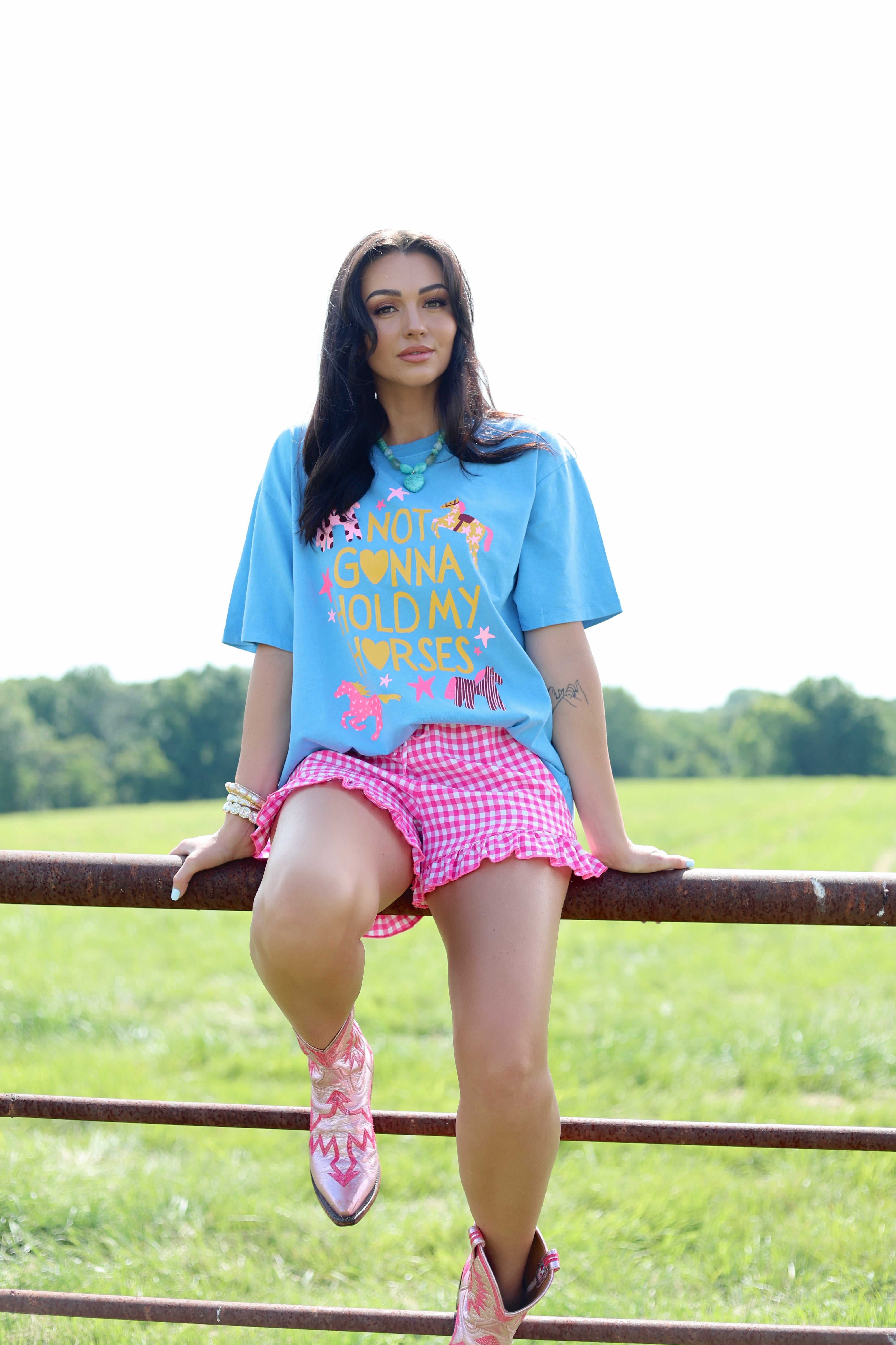 Not Gonna Hold My Horses Tee