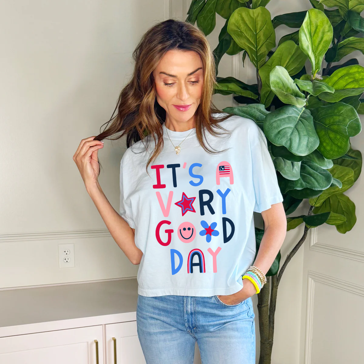 It's A Very Good Day Crop Tee