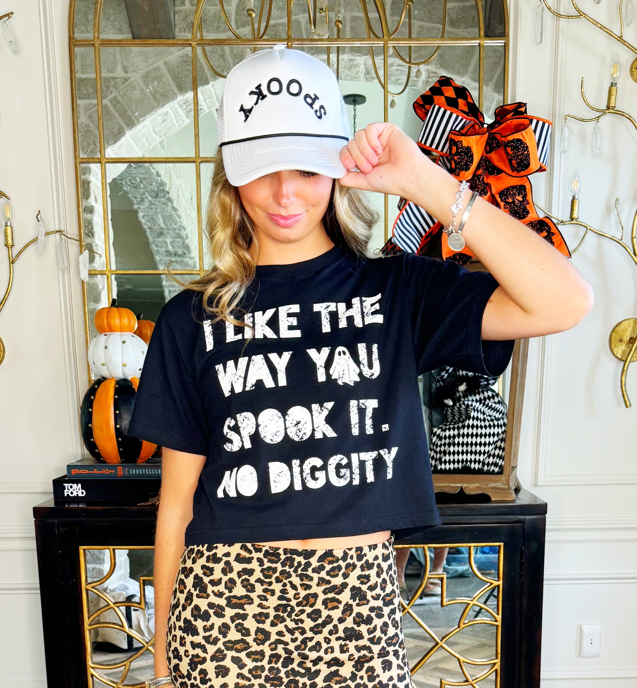 I like the way you Spook It, No Diggity Cropped Tee