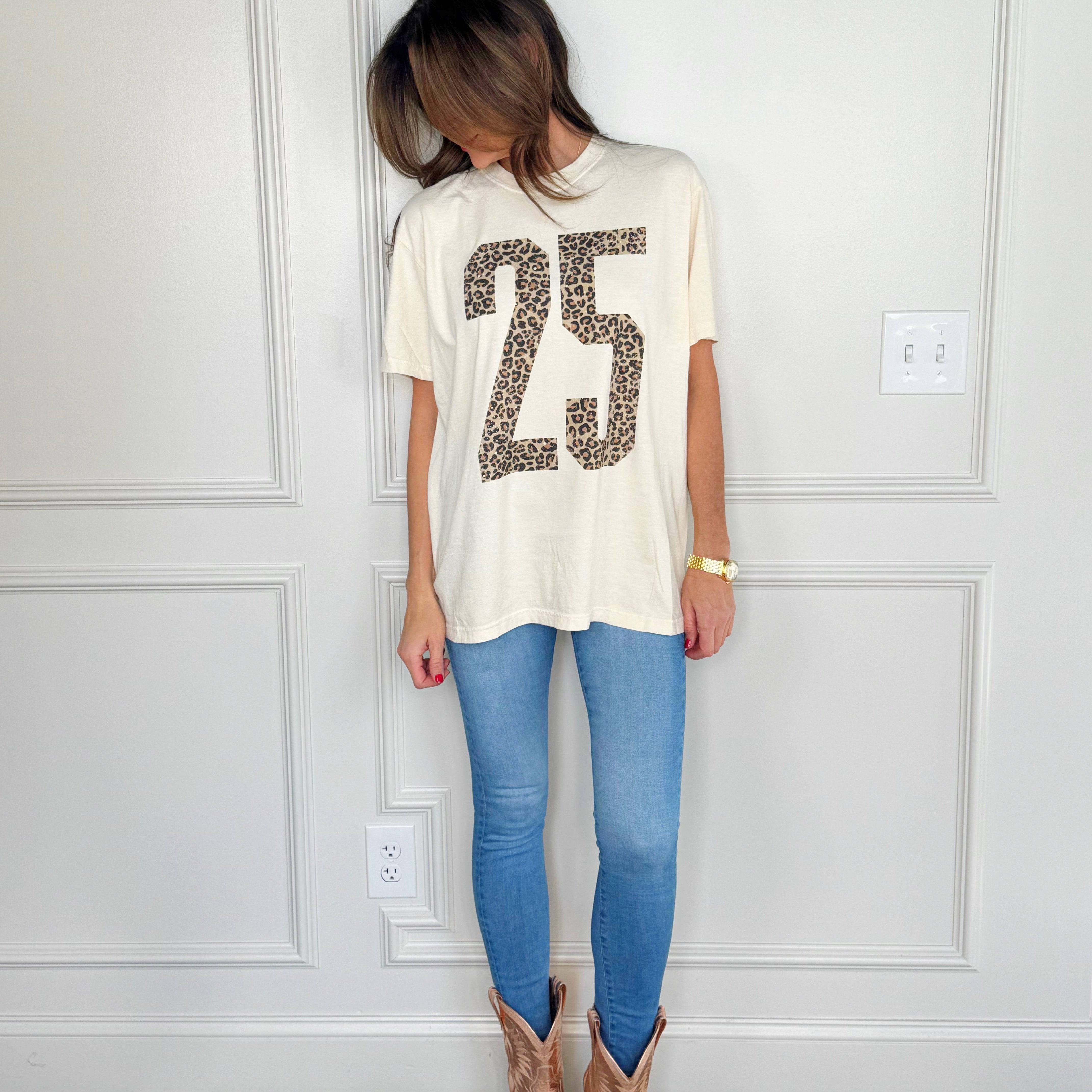 25 Leopard Tee