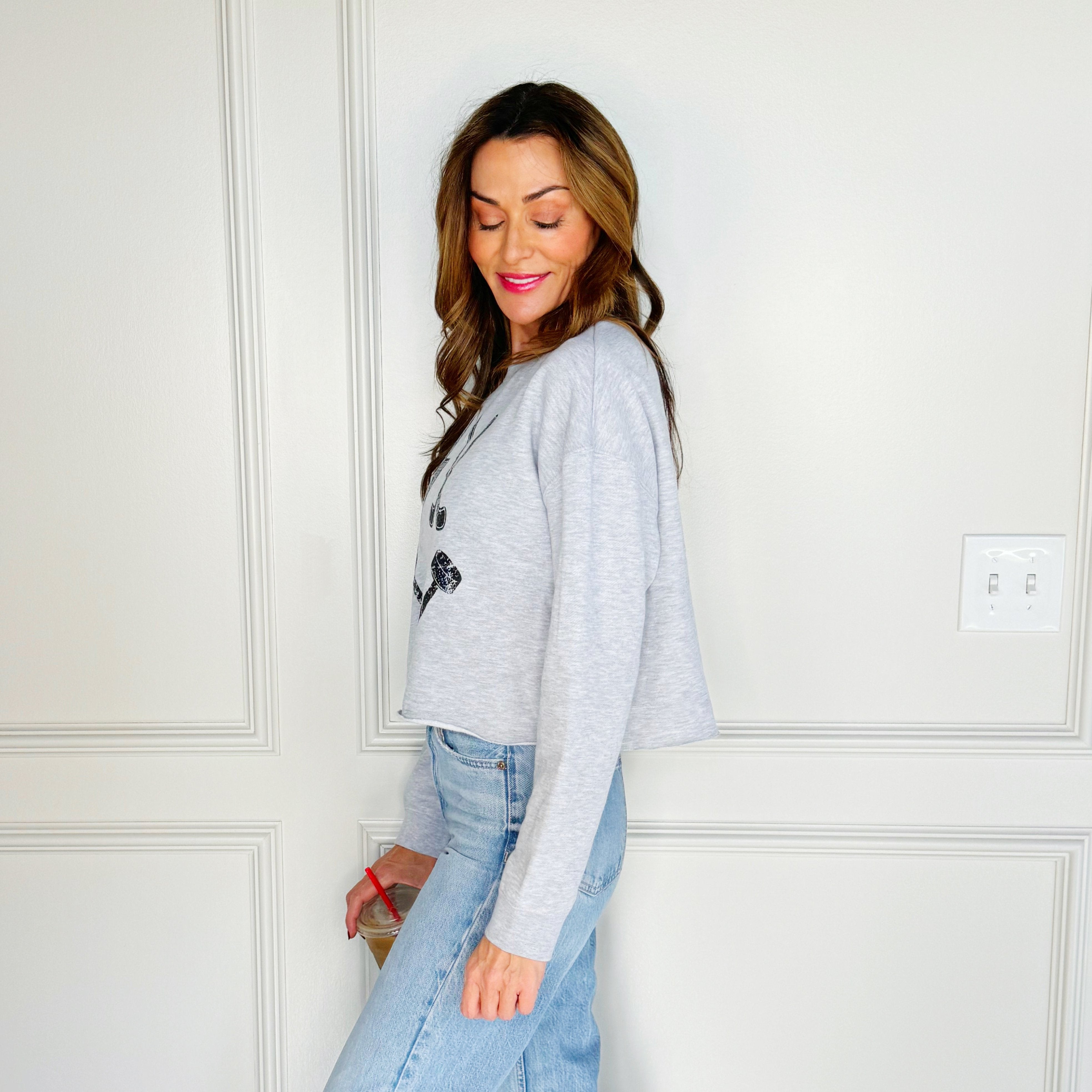Hockey Smiley Cropped Sweatshirt
