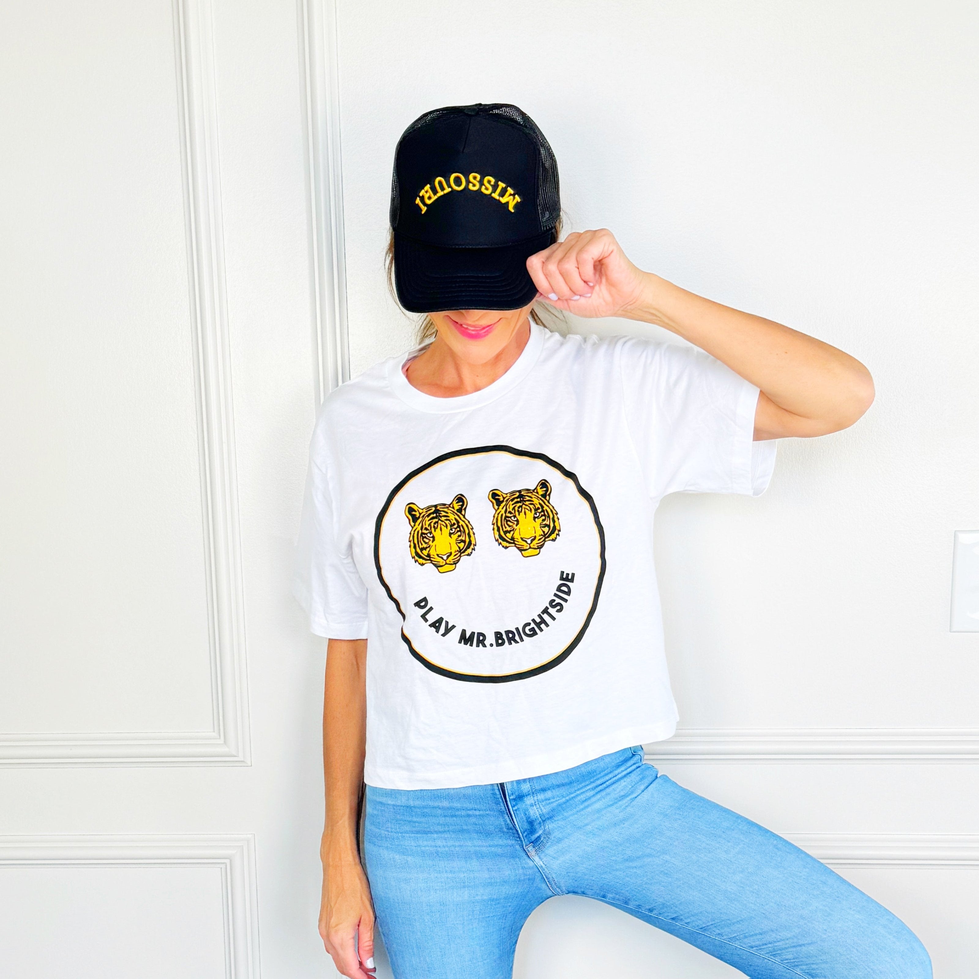 Tiger Smiley Cropped Tee